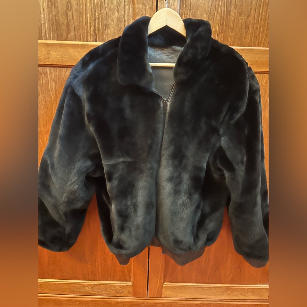 Mend waist length Black real fur and leather reversible coat